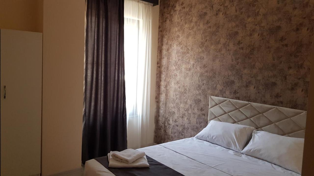 Rp Hotel Erivan Dış mekan fotoğraf