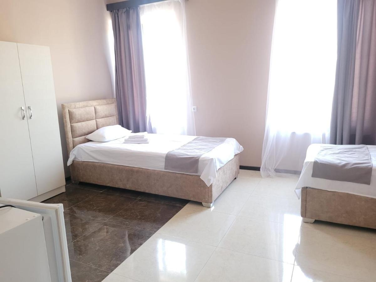 Rp Hotel Erivan Dış mekan fotoğraf